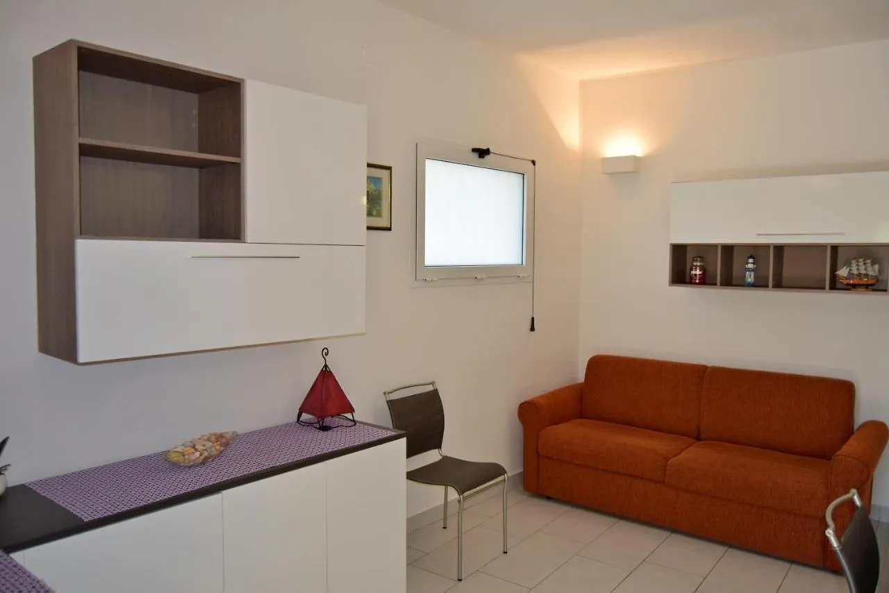 Casa Gabriella By La Via Del Mare Viaggi E Vacanze ヴィッラシミーウス